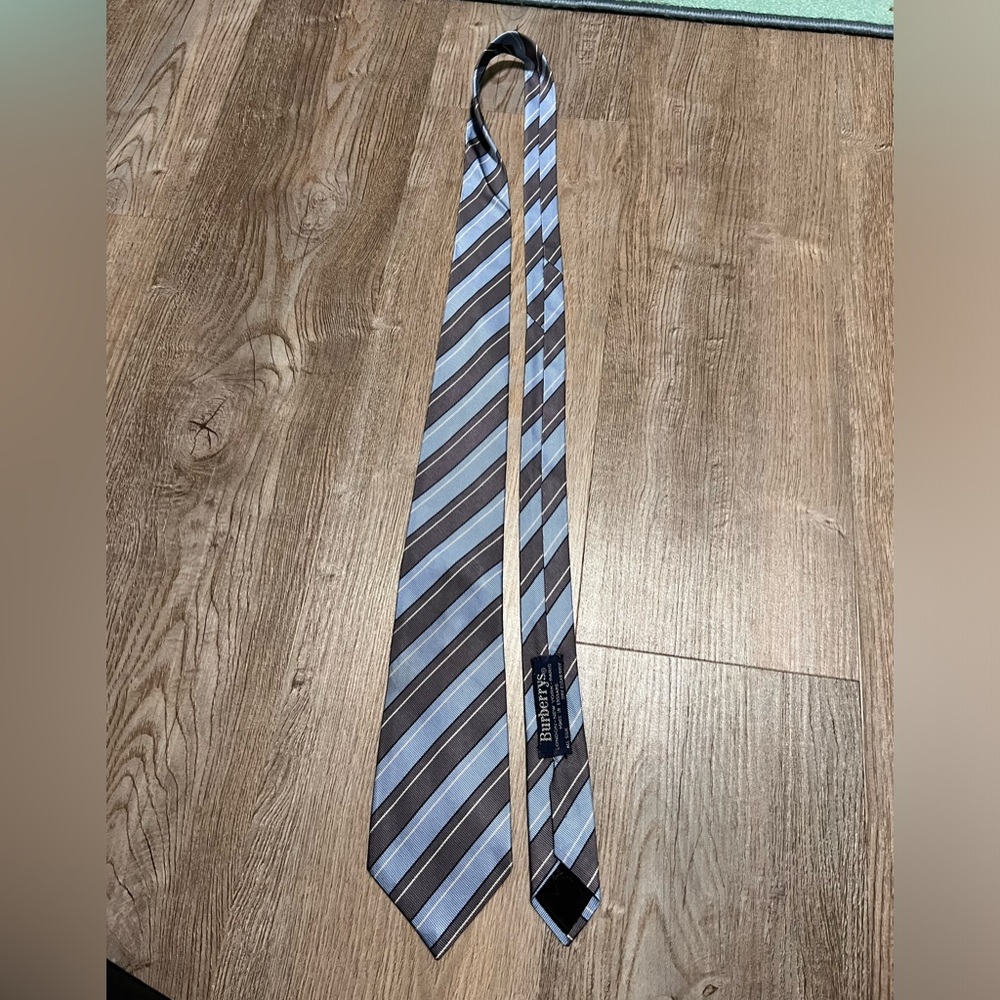 Burberry tie